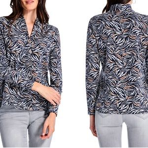 Sexy and Stylish NIC+ ZOEI Forest Fern Cotton Blend Top